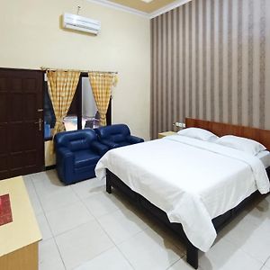 Gita Puri Redpartner Blitar